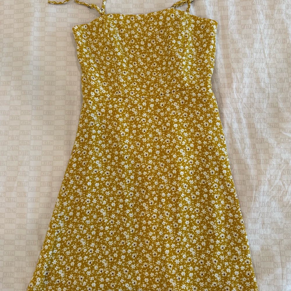 Girls Medium (size 10) Floral Yellow Mustard Sundress